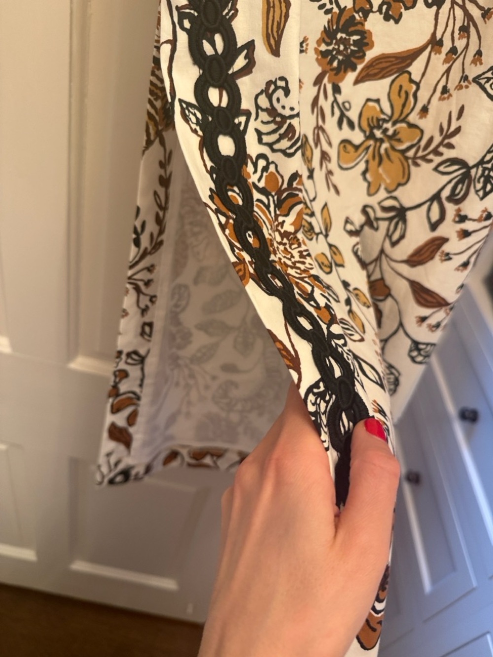 Lilly Pulitzer White Floral Midi Skirt with Brown and Black Accent - Picture 3 of 3